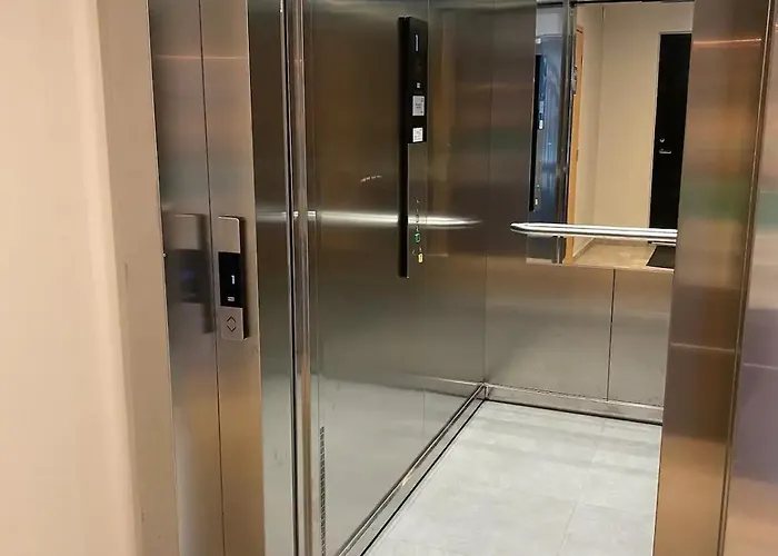 Quiet Place Next To Pirita, Lauluvaeljak, Kadriorg * Таллин